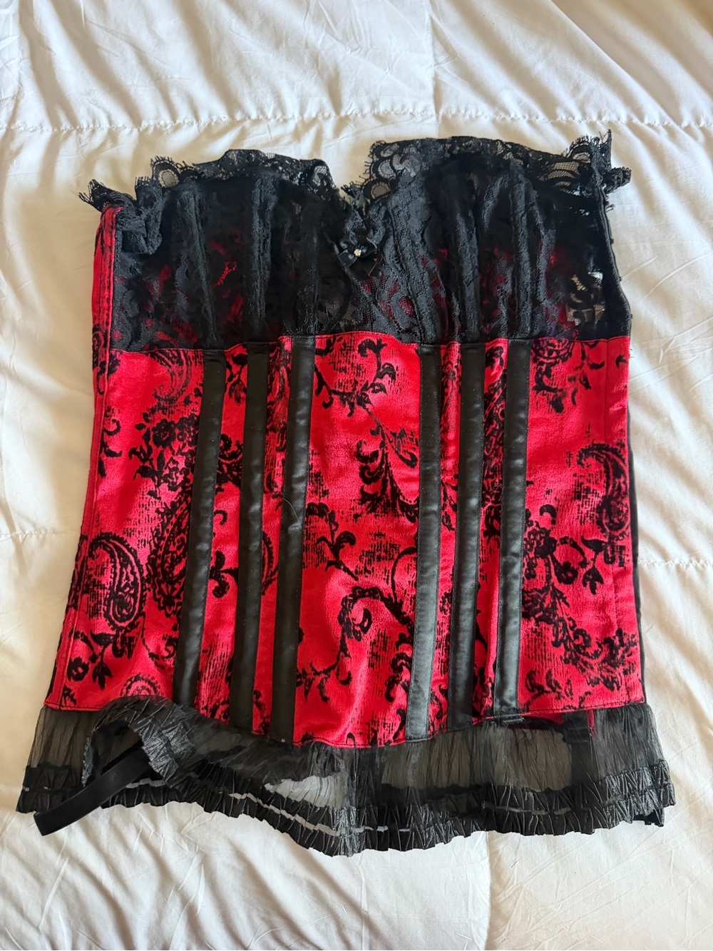 ⚰️ Y2K Vintage Vampy Red and Black Lace-up Bustier Corset Top
